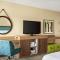 Hampton Inn Portland Airport