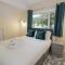 Woodlands Retreat