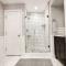Charming 1BDR In Central Rittenhouse Square With Patio Hosted by StayRafa - Filadelfie