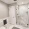 Charming 1BDR In Central Rittenhouse Square With Patio Hosted by StayRafa - Filadelfie