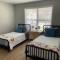Birdie Mae - 2 bedroom House in DT Hamilton