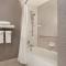 DoubleTree by Hilton El Paso Downtown - الباسو