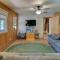 Shawano Cabin Getaway - Walk to Lake and Park! - Shawano