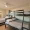 The Views, Heated pool and spacious home