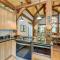 6 Mi to Dtwn Cashiers Spacious Home with Deck - Glenville