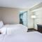 Hilton Garden Inn Westbury