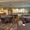 Hampton Inn & Suites Moline-Quad City Int'l Aprt - Молин