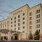 DoubleTree by Hilton Denver International Airport, CO - دنفر