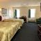 Country Squire inn and suites - Coshocton