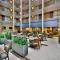 Embassy Suites by Hilton Denver Central Park - Денвер