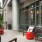 Hampton Inn & Suites Teaneck/Glenpointe