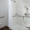 Hampton Inn & Suites Teaneck/Glenpointe