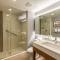 DoubleTree by Hilton Asheville Downtown