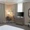 Redmont Hotel Birmingham - Curio Collection by Hilton