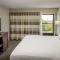 Hampton Inn & Suites Nashville-Airport