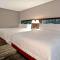 Hampton Inn Pleasant View