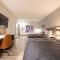 Express Inn & Suites