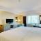 Hampton Inn & Suites Boston Crosstown Center - Boston