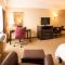 Hampton Inn & Suites Boston Crosstown Center - Boston