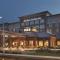 Hilton Garden Inn Boston Logan Airport - Бостон