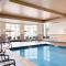 Hilton Garden Inn Boston Logan Airport - Бостон