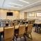 Hampton Inn & Suites Boston/Waltham Hampton Inn & Suites Boston/Waltham