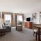 Homewood Suites by Hilton Burlington - Burlington