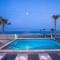 Beachfront Pool Outdoor Kitchen Firepit Putting Green