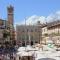 Verona Luxury Flats , Piazza Erbe with balcony on main square