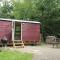 Cosy Shepherd's Hut with Hot Tub - Church Stretton