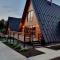 Twin Cabins / Cabanele Gemene