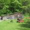 The Renovated Barn at Seneca Rocks - Seneca Rocks