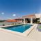 Villa Bay View
