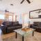 Oceanview Living Space & Balcony with FiberOptic WiFi!