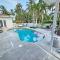 Beachside Bliss Pool Retreat Half mile to Beach - هوليوود