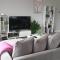 Lovely 2 Bed 2 Bath Flat with FREE Parking