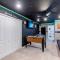 Home with Private PoolGame RoomClubhouse - Davenport