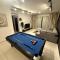 Teega Modern 4BR 12pax pooltable by Our Stay - 努沙再也