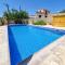 Traditional Village Pool Paradise Family Apartment - Skarinou