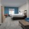 Holiday Inn Express & Suites Knoxville-Clinton, an IHG Hotel