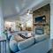 Hike, Golf and Fish Cozy Retreat in Munds Park!
