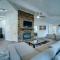Hike, Golf and Fish Cozy Retreat in Munds Park!