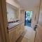 Serenity - Cheerful 2-Bedrooms Beachfront Villa. - Trou d'Eau Douce