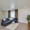 7 Mi to Sunset Beach Oasis with Pool and Grill!