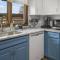 Cayuga bungalow on lake—sleeps 13—outdoor firepit