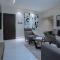 Knightsbridge Hotel & Suites