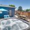 Lodi Escape with Private Hot Tub Less Than 1 Mi to Dtwn - لودي