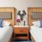 Sable At Navy Pier Chicago, Curio Collection By Hilton