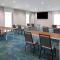 Home2 Suites by Hilton Des Moines at Drake University - دي موين