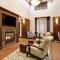 Hampton Inn & Suites Detroit-Canton